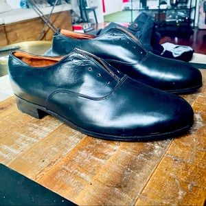 CAT’S PAW Leather Shoes